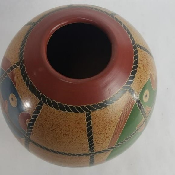 RARE VINTAGE HANDCRAFTED HAND PAINTED NICARAGUAN ROGER CALERO SIGNED POTTERY - Picture 4 of 6